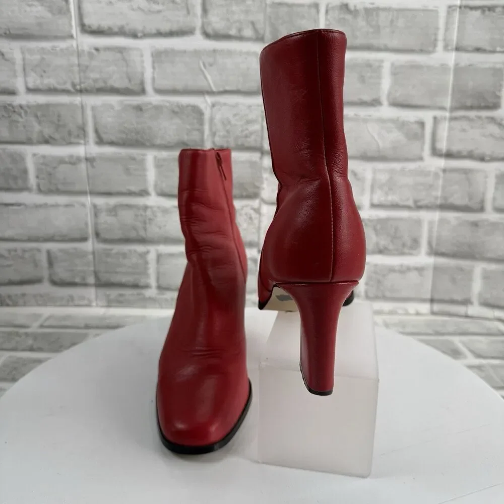 Classique VINTAGE Women's Size 8 Red Leather Block Heel Ankle Zip Classic Boots